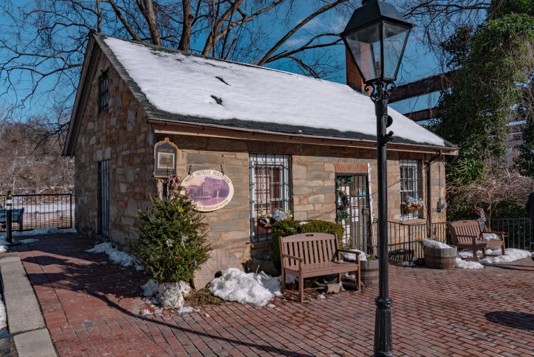20 BEST Things to Do in Occoquan, Virginia (by a Local!)