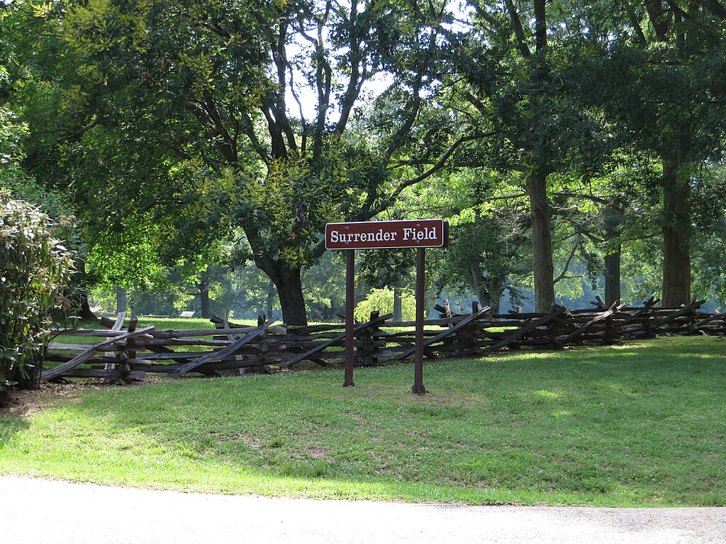 A sign saying "Surrender Field" in Yorktown, Virginia.