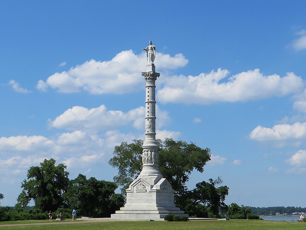 A long Yorktown Victory Monument in Virginia.