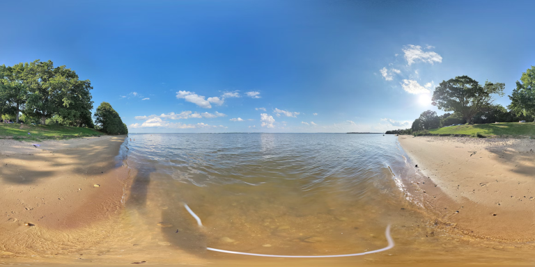 panoramic picture of yorktown beach