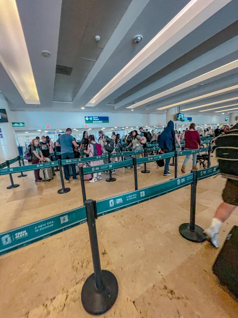 immigration lines at cancun international airport