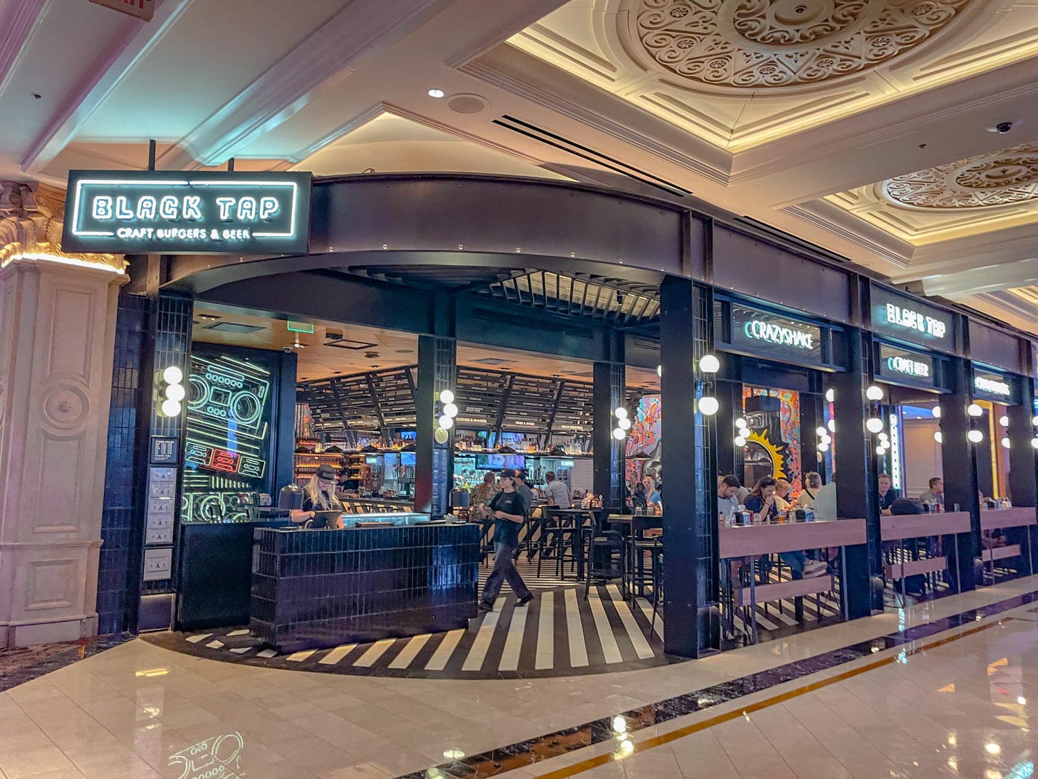 The entrance of a restaurant in Las Vegas.