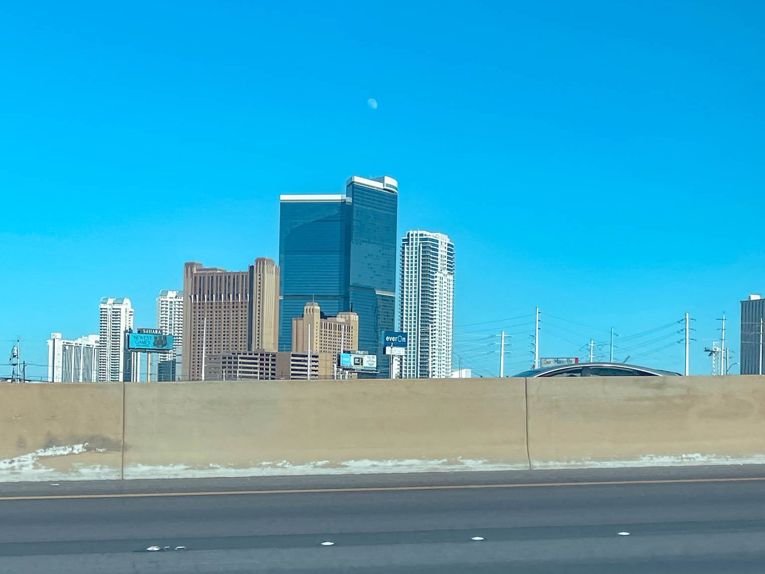 The Fontainebleau Las Vegas building as seen from the road.