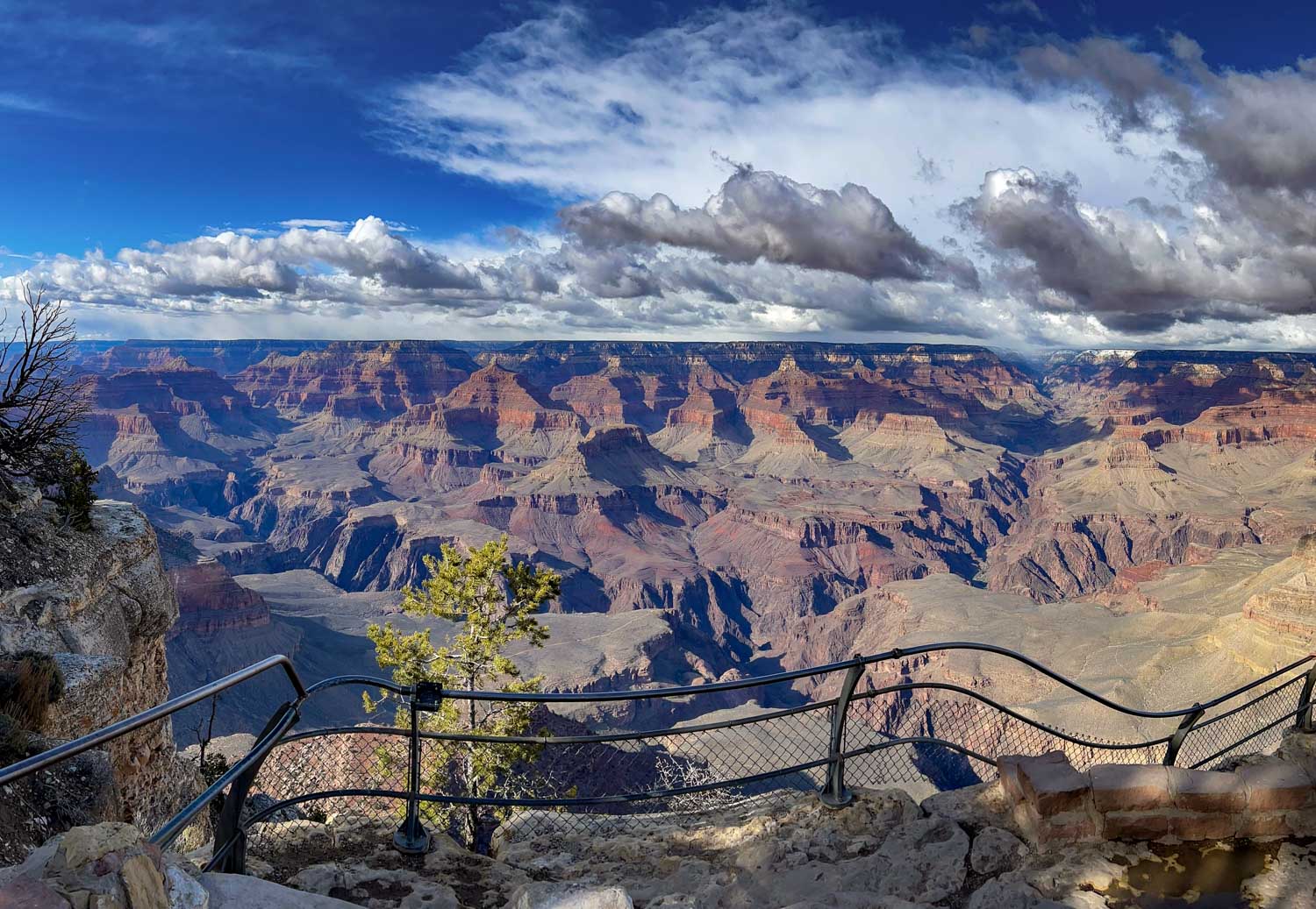 View of Grand Canyon from a South Rim viewpoint.