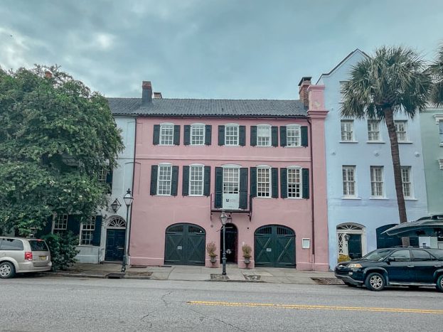 Buildings of various colors at Rainbow Row in Charleston, South Carolina.