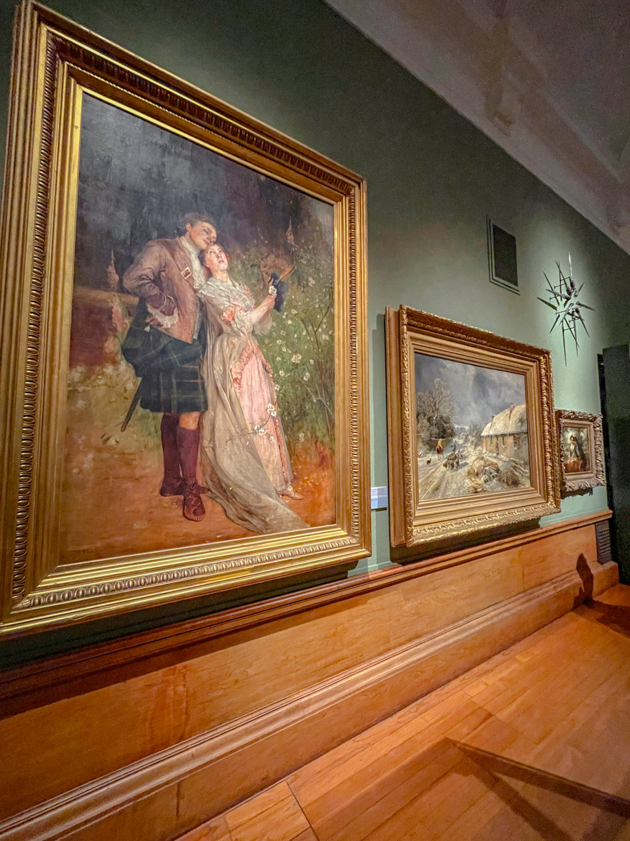 Artworks inside People inside Kelvingrove Art Gallery.