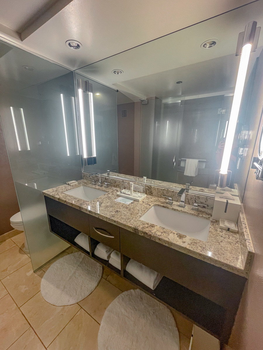 A bathroom with two sinks.