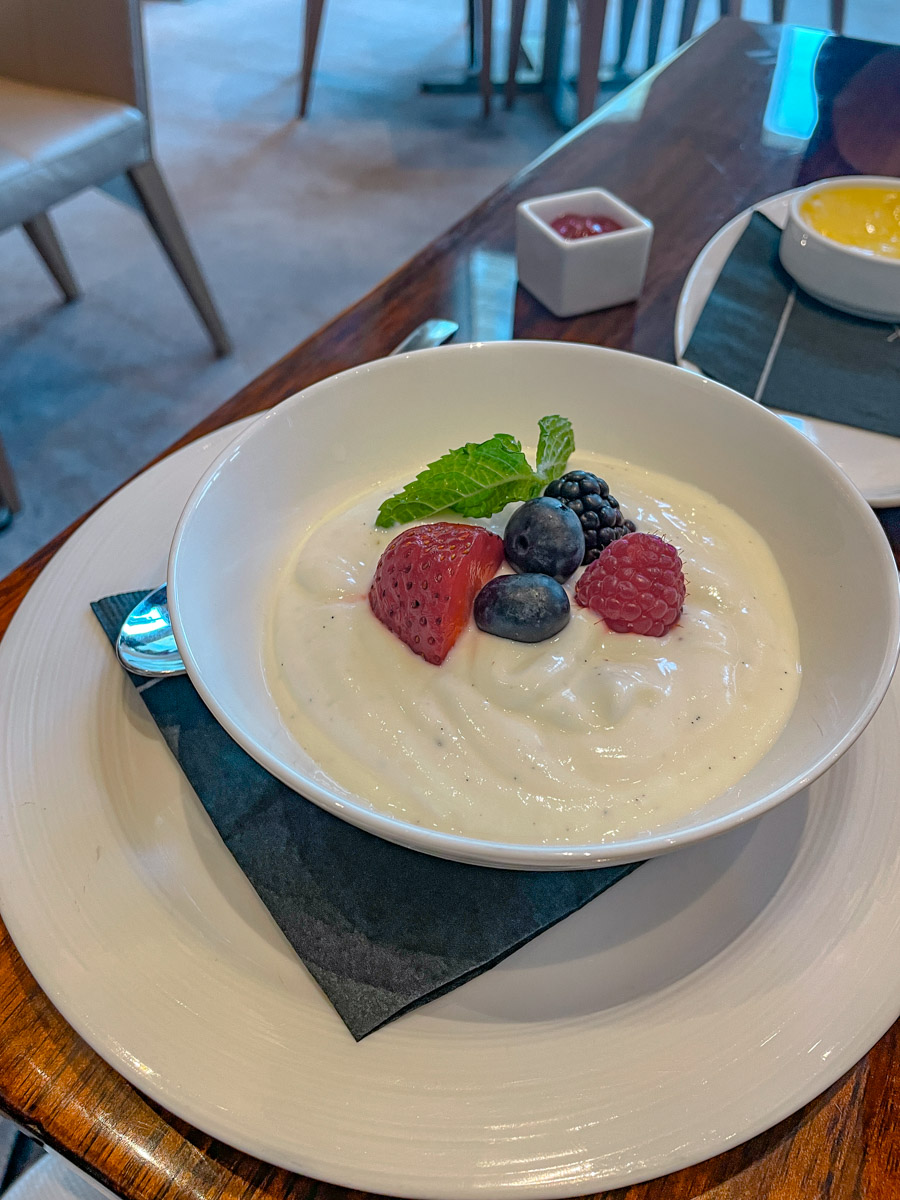 Yogurt with fruits in a bowl.